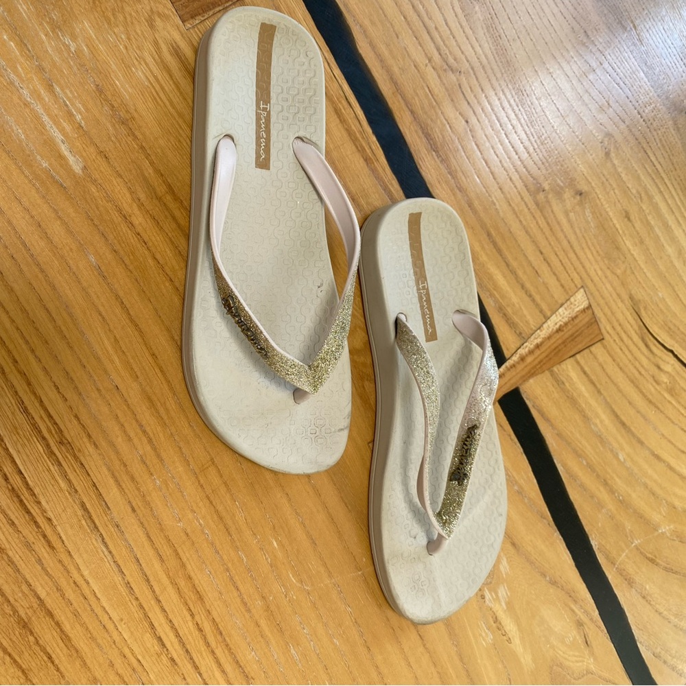 Gold and Cream Impanema Flip Flops